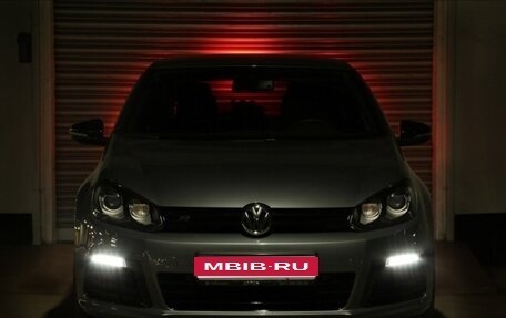 Volkswagen Golf R VII, 2012 год, 2 570 000 рублей, 1 фотография