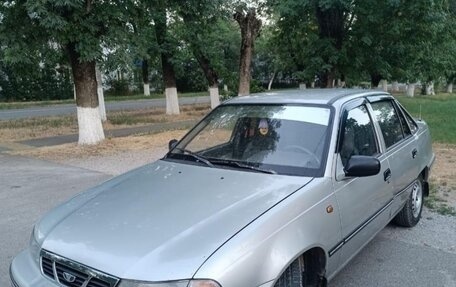 Daewoo Nexia I рестайлинг, 2004 год, 165 000 рублей, 1 фотография