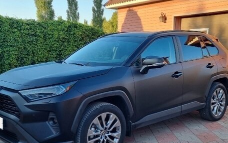 Toyota RAV4, 2022 год, 4 280 000 рублей, 1 фотография