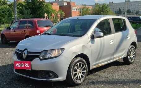 Renault Sandero II рестайлинг, 2016 год, 670 000 рублей, 2 фотография