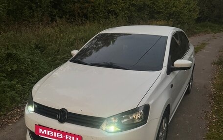 Volkswagen Polo VI (EU Market), 2015 год, 750 000 рублей, 2 фотография