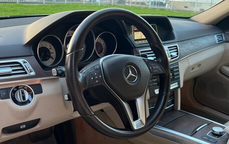 Mercedes-Benz E-Класс, 2013 год, 1 890 000 рублей, 8 фотография
