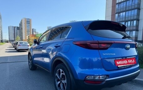 KIA Sportage IV рестайлинг, 2020 год, 2 110 000 рублей, 2 фотография