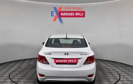 Hyundai Solaris II рестайлинг, 2013 год, 677 000 рублей, 5 фотография