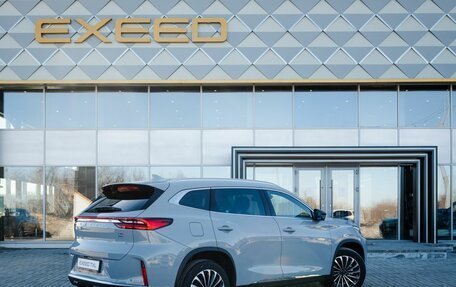 CheryExeed TXL, 2023 год, 2 490 000 рублей, 2 фотография