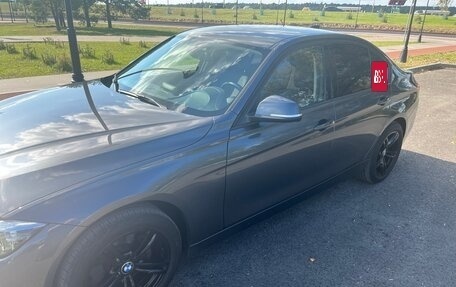 BMW 3 серия, 2018 год, 2 600 000 рублей, 2 фотография