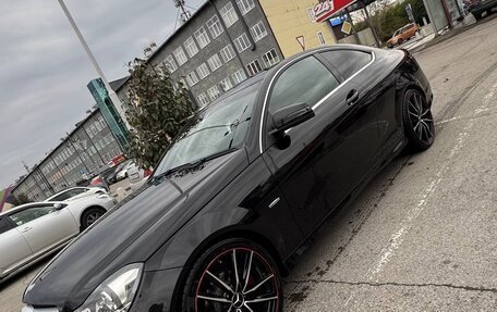 Mercedes-Benz C-Класс, 2011 год, 1 500 000 рублей, 3 фотография