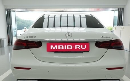 Mercedes-Benz E-Класс, 2021 год, 3 900 851 рублей, 4 фотография
