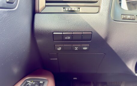 Lexus RX IV рестайлинг, 2021 год, 5 590 000 рублей, 3 фотография