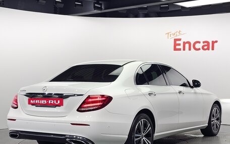 Mercedes-Benz E-Класс, 2020 год, 2 745 382 рублей, 2 фотография