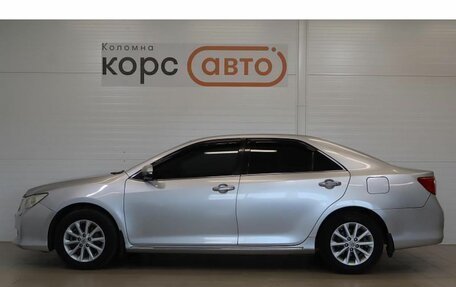 Toyota Camry, 2011 год, 1 200 000 рублей, 2 фотография