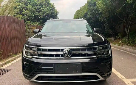 Volkswagen Teramont I, 2021 год, 2 530 000 рублей, 2 фотография