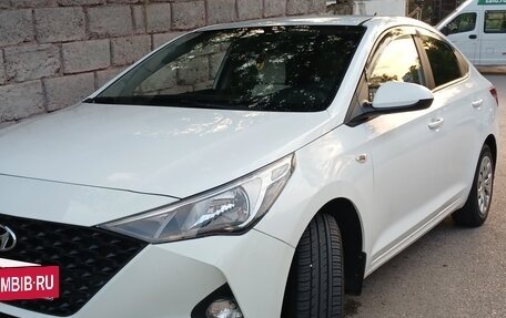 Hyundai Solaris II рестайлинг, 2021 год, 1 190 000 рублей, 6 фотография