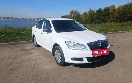 Skoda Octavia, 2011 год, 670 000 рублей, 2 фотография
