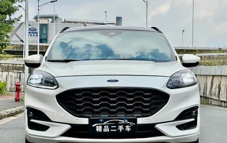 Ford Escape, 2022 год, 1 840 995 рублей, 2 фотография