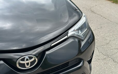 Toyota RAV4, 2015 год, 1 890 000 рублей, 4 фотография