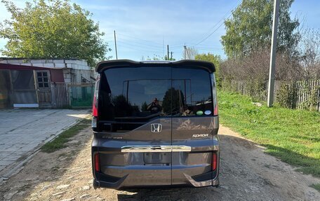 Honda Stepwgn IV, 2016 год, 1 900 000 рублей, 4 фотография