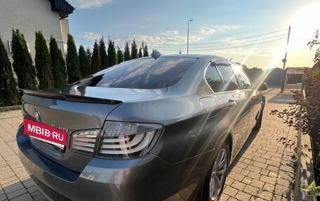 BMW 5 серия, 2014 год, 1 860 000 рублей, 4 фотография