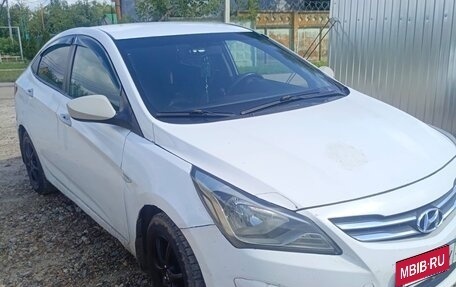 Hyundai Solaris II рестайлинг, 2014 год, 450 000 рублей, 3 фотография