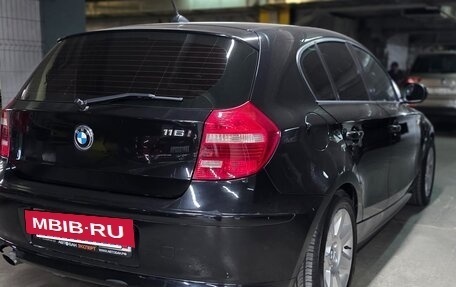 BMW 1 серия, 2011 год, 930 000 рублей, 4 фотография