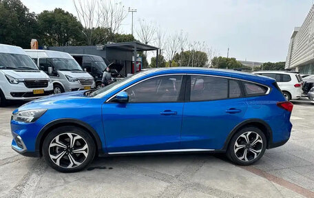 Ford Focus IV, 2021 год, 1 350 998 рублей, 3 фотография