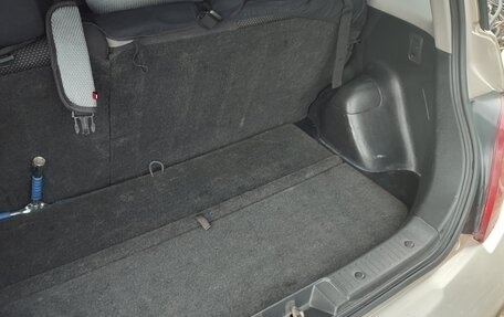 Toyota Ist II, 2002 год, 520 000 рублей, 3 фотография