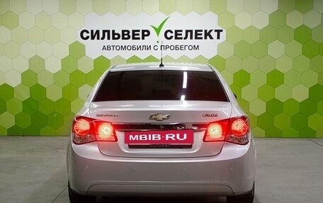 Chevrolet Cruze II, 2011 год, 700 000 рублей, 4 фотография