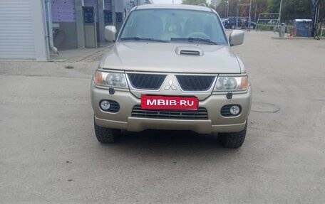 Mitsubishi Pajero Sport II рестайлинг, 2007 год, 1 000 000 рублей, 4 фотография