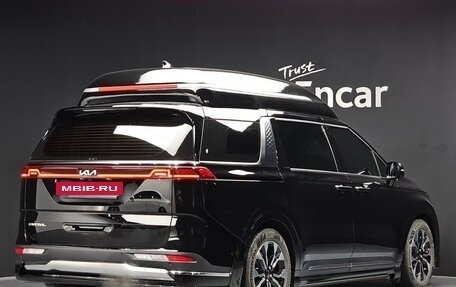 KIA Carnival, 2022 год, 7 819 219 рублей, 3 фотография
