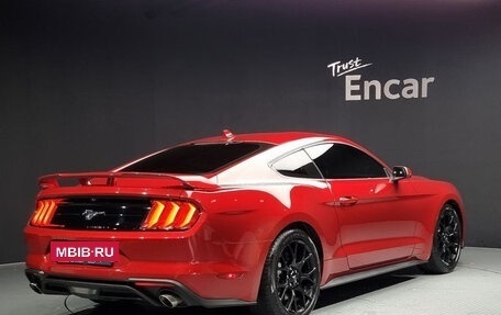Ford Mustang VI рестайлинг, 2022 год, 3 007 757 рублей, 2 фотография