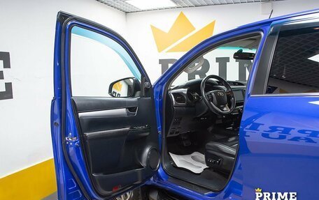 Toyota Hilux VIII, 2017 год, 3 499 000 рублей, 7 фотография