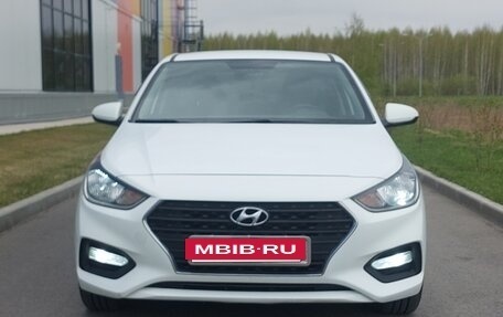 Hyundai Solaris II рестайлинг, 2017 год, 1 150 000 рублей, 2 фотография