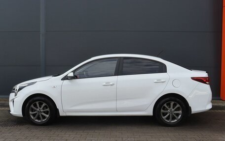 KIA Rio IV, 2021 год, 1 829 000 рублей, 2 фотография