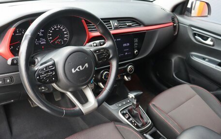 KIA Rio IV, 2021 год, 1 829 000 рублей, 5 фотография