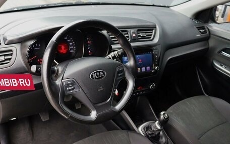 KIA Rio III рестайлинг, 2016 год, 1 099 000 рублей, 5 фотография