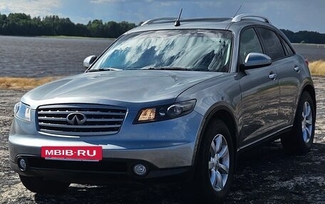 Infiniti FX I, 2004 год, 800 000 рублей, 3 фотография