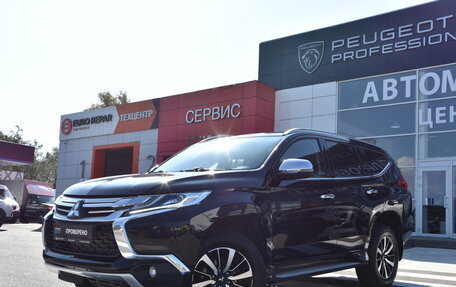 Mitsubishi Pajero Sport III рестайлинг, 2018 год, 2 990 000 рублей, 3 фотография