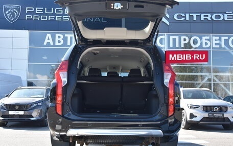 Mitsubishi Pajero Sport III рестайлинг, 2018 год, 2 990 000 рублей, 7 фотография