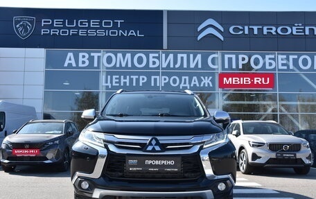 Mitsubishi Pajero Sport III рестайлинг, 2018 год, 2 990 000 рублей, 2 фотография