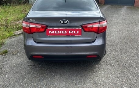 KIA Rio III рестайлинг, 2014 год, 980 000 рублей, 4 фотография