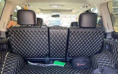 Toyota Land Cruiser 200, 2013 год, 3 800 000 рублей, 3 фотография
