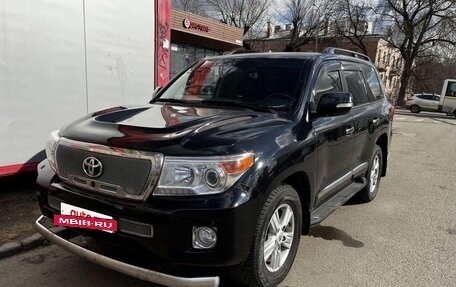 Toyota Land Cruiser 200, 2013 год, 3 800 000 рублей, 2 фотография