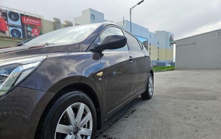 Hyundai Solaris II рестайлинг, 2015 год, 950 000 рублей, 3 фотография