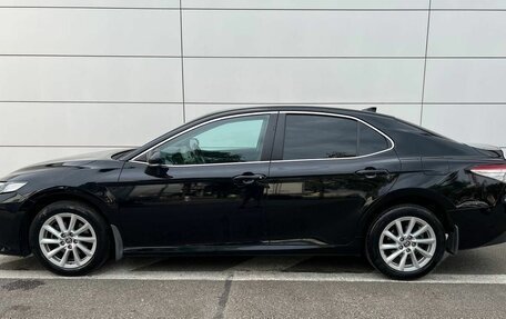 Toyota Camry, 2021 год, 2 490 000 рублей, 7 фотография