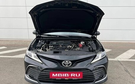 Toyota Camry, 2021 год, 2 490 000 рублей, 4 фотография