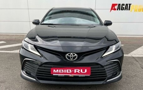 Toyota Camry, 2021 год, 2 490 000 рублей, 3 фотография