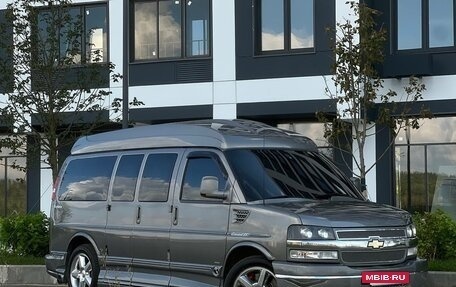 Chevrolet Express II, 2011 год, 2 950 000 рублей, 2 фотография