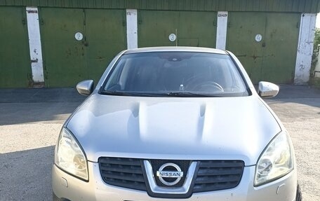Nissan Qashqai, 2007 год, 830 000 рублей, 2 фотография