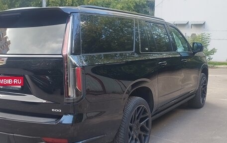 Cadillac Escalade V, 2021 год, 11 000 000 рублей, 5 фотография