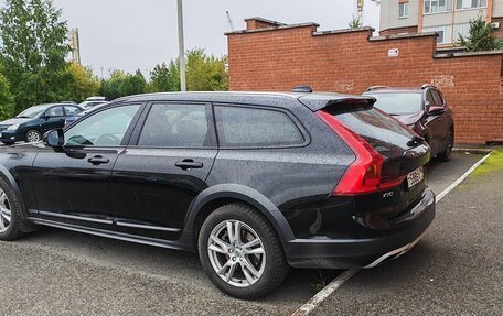 Volvo V90 Cross Country I рестайлинг, 2018 год, 3 600 000 рублей, 2 фотография